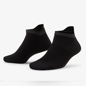 NWT Nike Unisex Spark Lightweight No Show Run Socks Black Size Medium (DA359-010